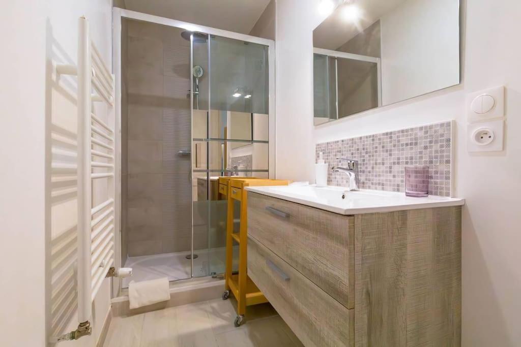 Apartment Le Rouina Eiffel *